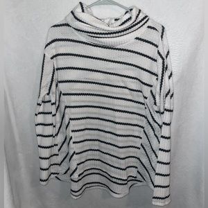 MISS ME BLACK AND WHITE SWEATER TURTLENECK